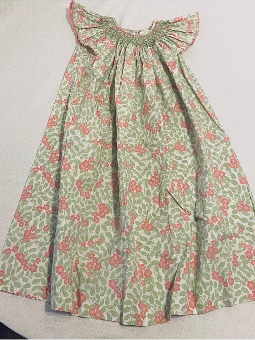 Shrimp & Grits Smocked Floral Ruffled Yoke Dress, size 7. Pink, Green